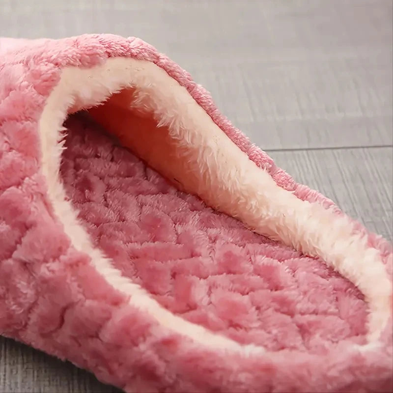 Fluffy Unisex Indoor Slippers – Soft Lightweight Anti-Slip House Slides