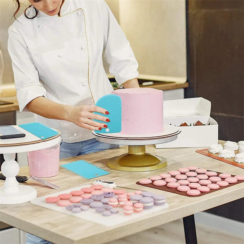 Silicone Piping Bags & Tips Set – Reusable Pastry Decorating Kit with Stainless Steel Nozzles
