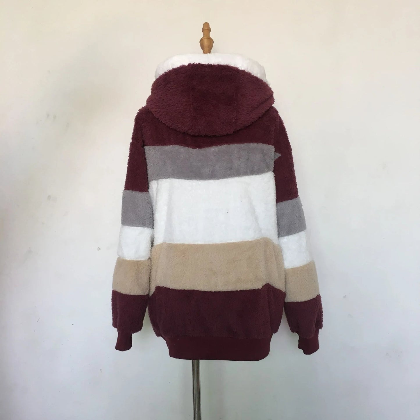 Women's Oversized Hooded Plush Jacket – Warm Zip - Up Streetwear Coat | S–5XL, 9 Colors - G - Catoure Women's Oversized Hooded Plush Jacket – Warm Zip - Up Streetwear Coat | S–5XL, 9 Colors Women's Outerwear