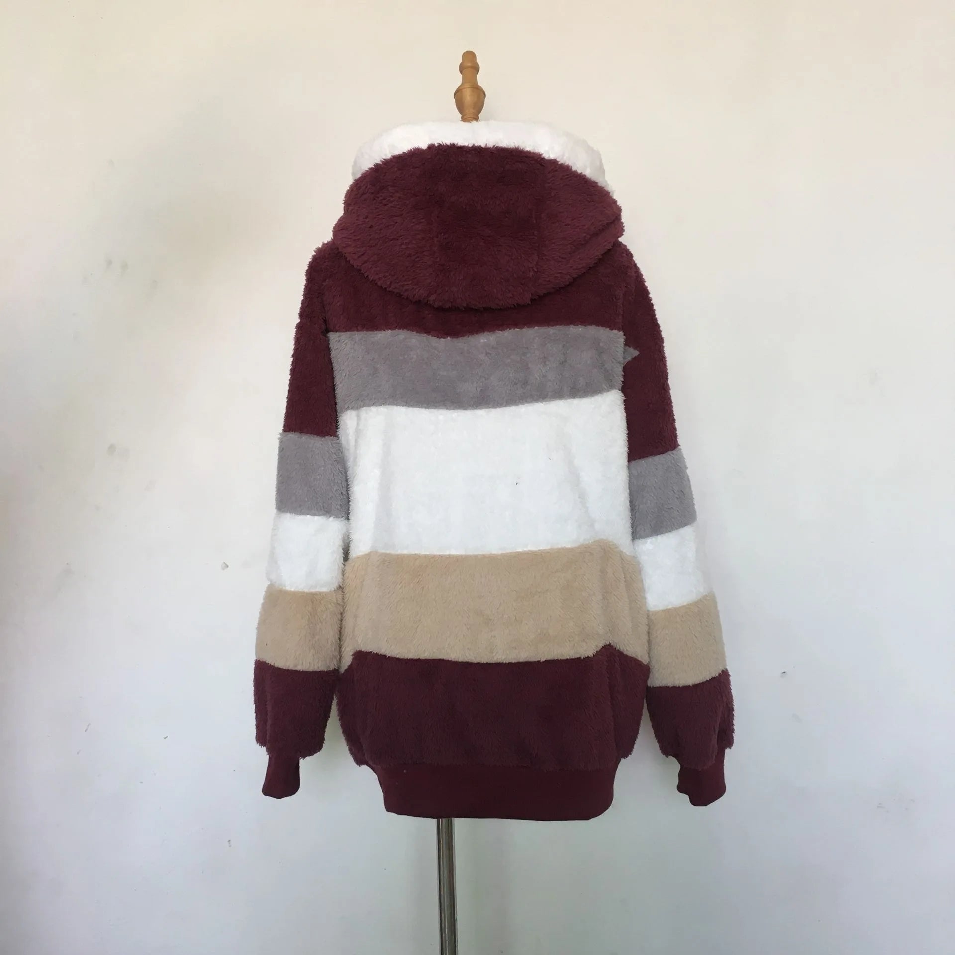 Women's Oversized Hooded Plush Jacket – Warm Zip - Up Streetwear Coat | S–5XL, 9 Colors - G - Catoure Women's Oversized Hooded Plush Jacket – Warm Zip - Up Streetwear Coat | S–5XL, 9 Colors Women's Outerwear